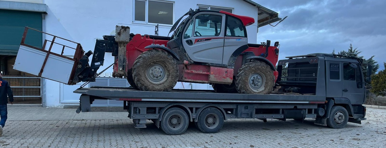 Afyon Oto Kurtarma | Afyon Oto Kurtarıcı. Afyon Araç Kurtma. Afyon\'da 7/24 Oto Araç Kurtarma